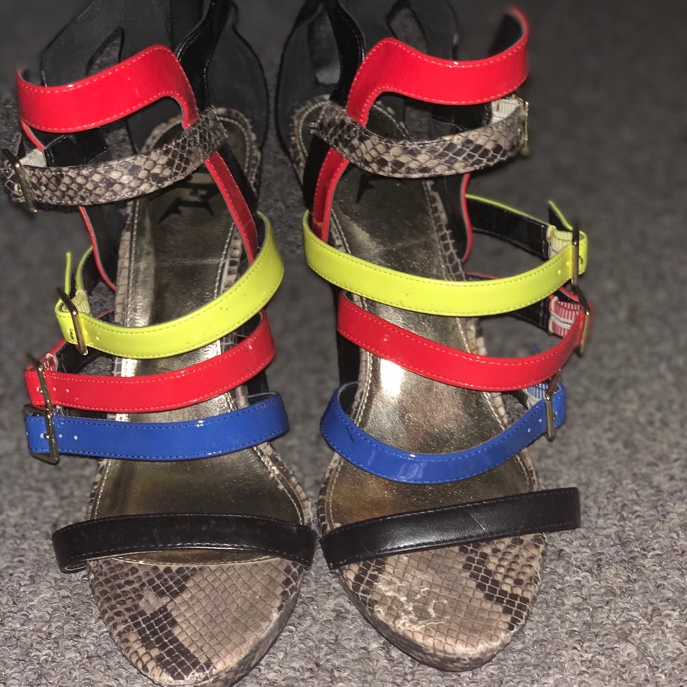 Lfl Multicolor strappy heels size 11 EUC